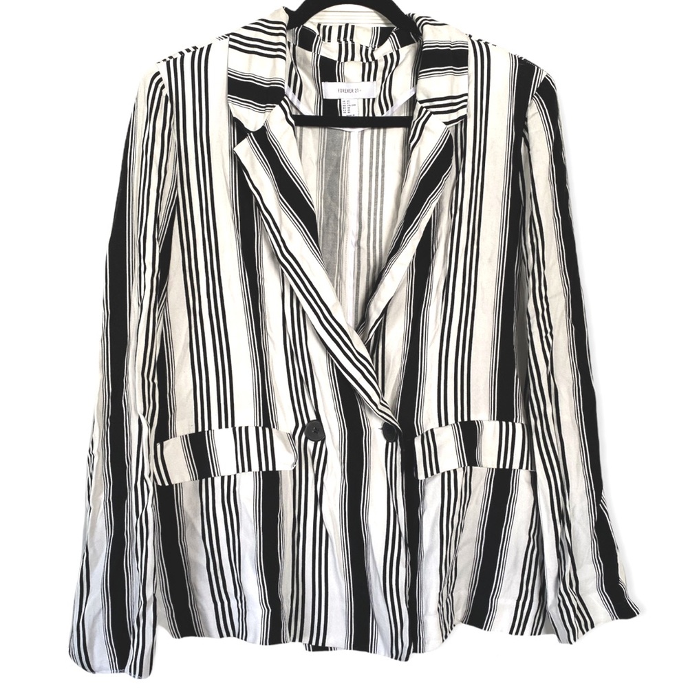 Forever 21+ Pinstripe Black and White Stripe Knit Blazer Jacket Plus Size 2X